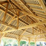Construction d'une halle couverte ouverte